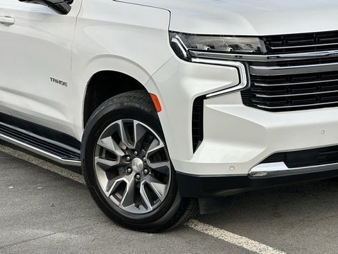 Used 2021 Chevrolet Tahoe LT w/ LT Signature Package image 39