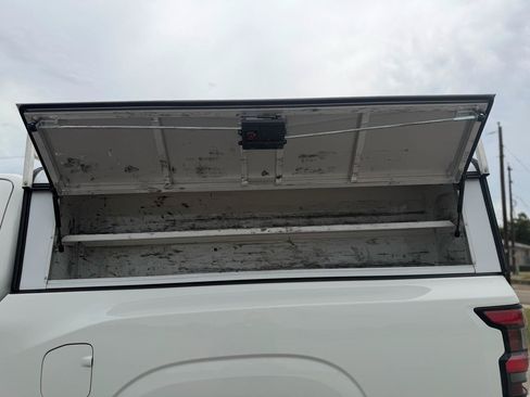 Used 2023 Nissan Frontier S AWD/4WD image 14
