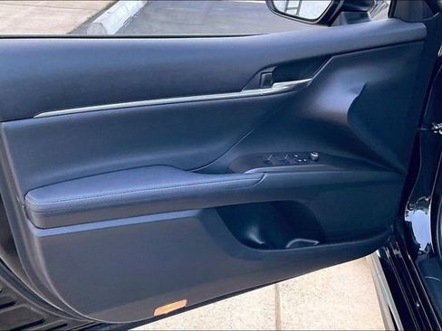 Used 2023 Toyota Camry XSE image 23