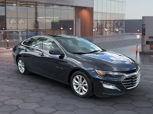 Used 2023 Chevrolet Malibu LT FWD image 17