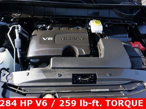Used 2022 Nissan Pathfinder SV image 8