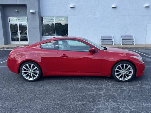 Used 2010 INFINITI G37 Journey w/ Premium Pkg RWD image 5