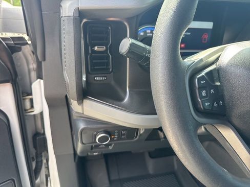 Used 2022 Ford Bronco 2-Door AWD/4WD image 15