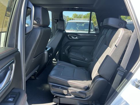 Used 2022 Chevrolet Tahoe RST w/ Luxury Package AWD/4WD image 31