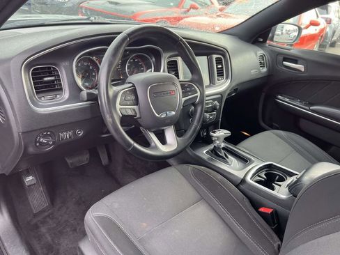 Used 2016 Dodge Charger SXT w/ Navigation & Travel Group image 15
