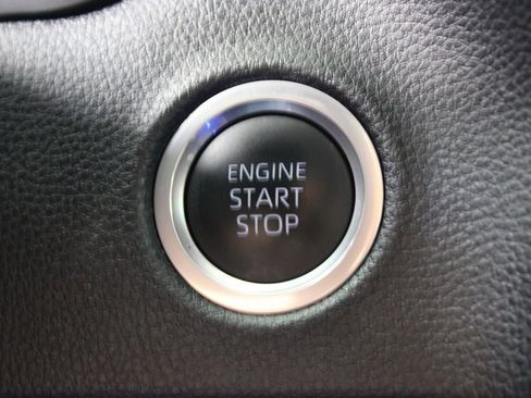 Used 2023 Toyota Tundra SR5 AWD/4WD image 12