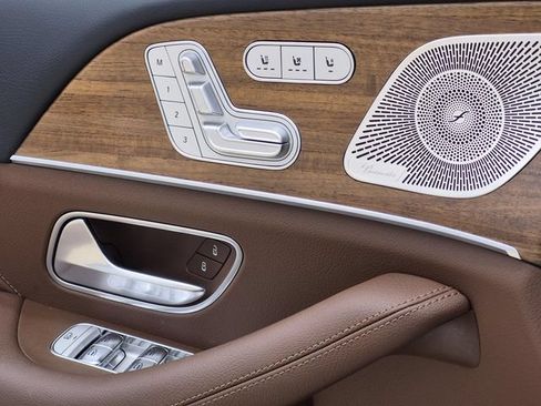Certified 2026 Mercedes-Benz GLE 450 4MATIC image 39