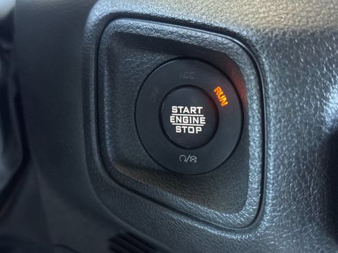 Used 2024 Jeep Wrangler Unlimited AWD/4WD image 26