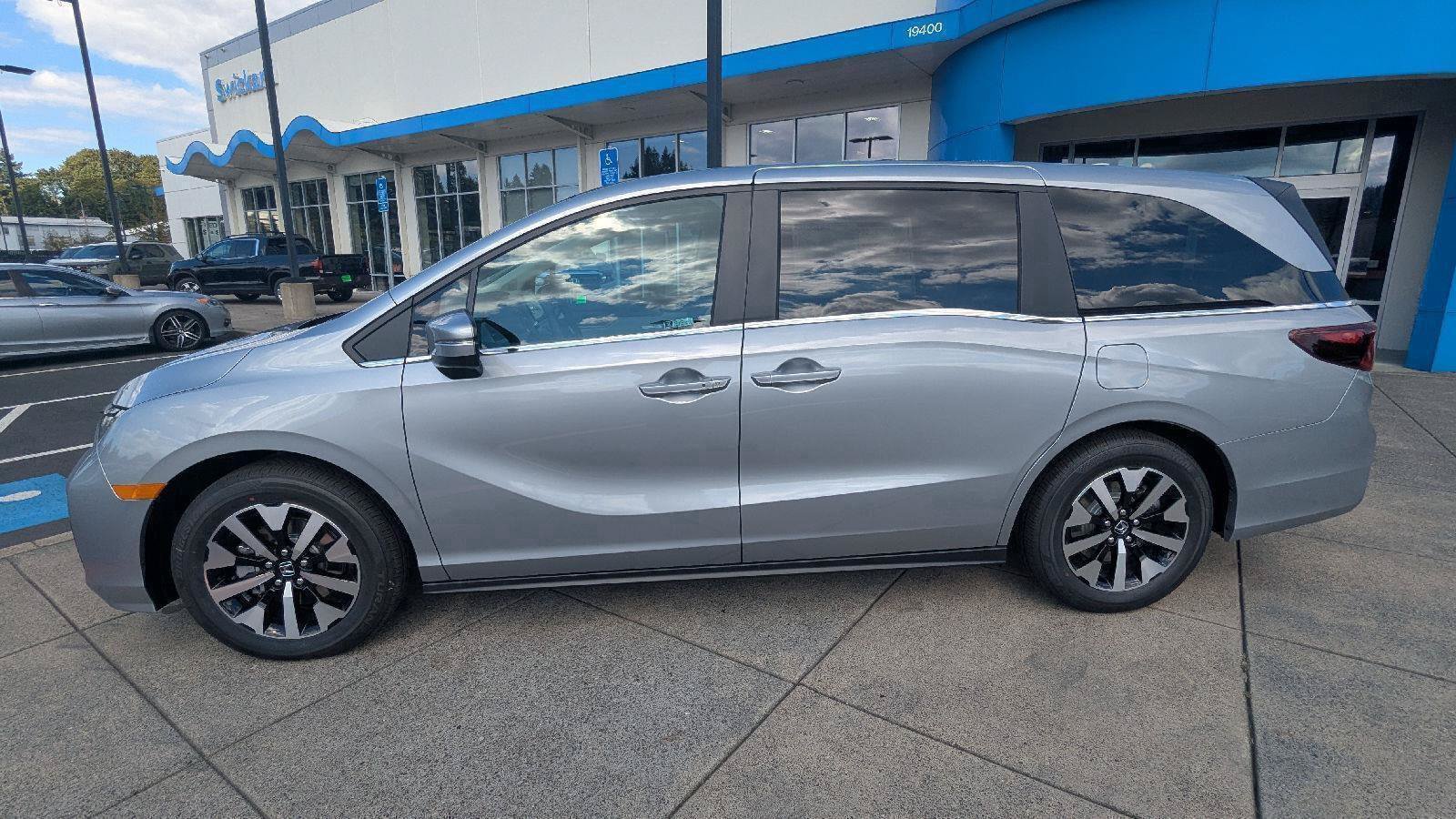 New 2026 Honda Odyssey EX-L image 7