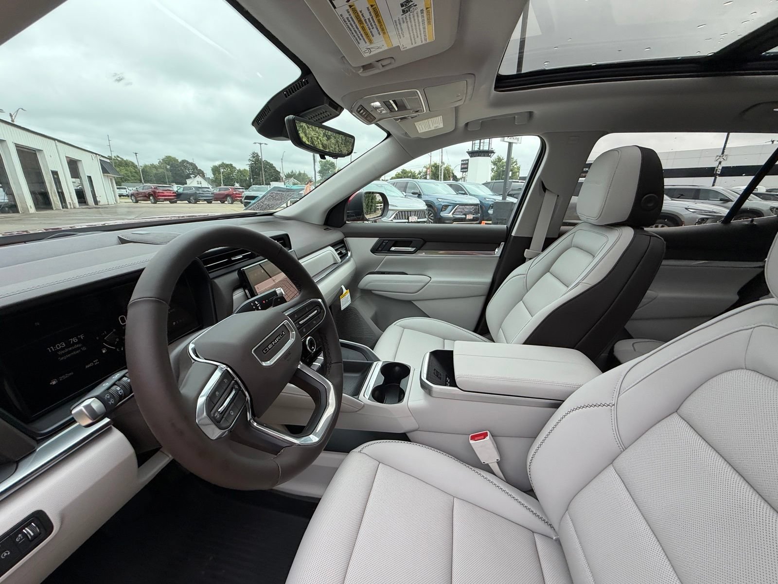 New 2027 GMC Terrain Denali w/ LPO, Floor Liner Package AWD/4WD image 4
