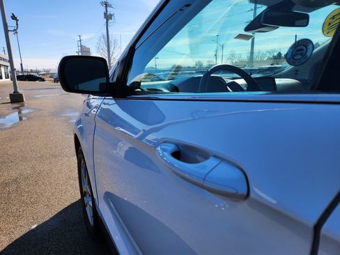 Used 2024 Ford Edge SEL image 38