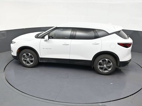 Used 2024 Chevrolet Blazer LT FWD image 13