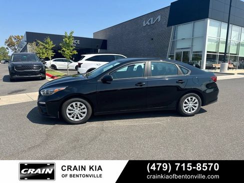 Certified 2021 Kia Forte Sedan FWD image 8