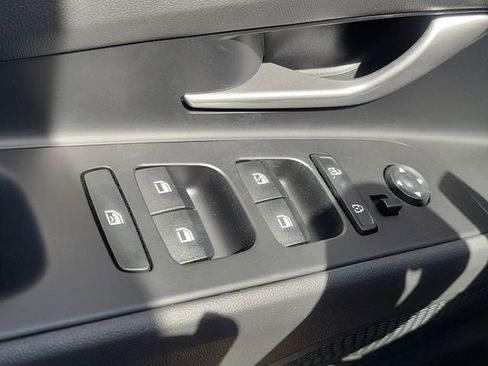 New 2026 Hyundai Elantra Hybrid FWD image 15