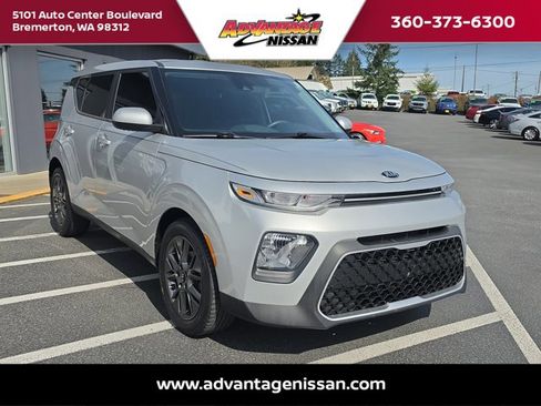 Used 2021 Kia Soul S FWD image 7