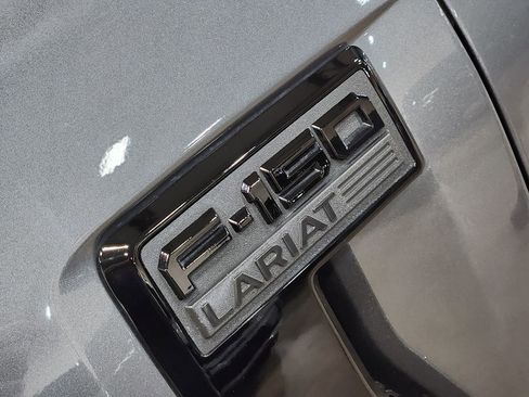 Used 2022 Ford F150 Lariat w/ Equipment Group 502A High image 25