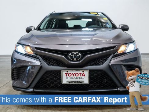 Certified 2020 Toyota Camry SE image 2