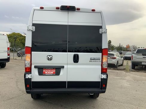 New 2026 RAM ProMaster 2500 w/ Convenience Group image 6