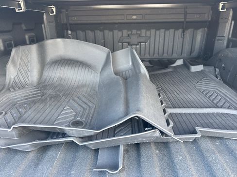 Used 2022 Chevrolet Silverado 1500 RST image 8