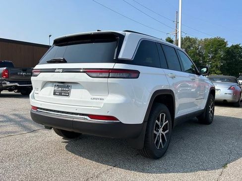 New 2025 Jeep Grand Cherokee Limited w/ Trailer Tow Package image 3