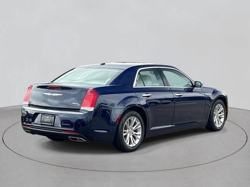 Used 2015 Chrysler 300 C w/ Harman/Kardon Audio Group RWD image 45