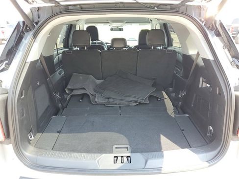 Used 2023 Ford Explorer Limited image 8