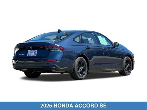 Certified 2025 Honda Accord SE image 6