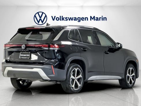 New 2026 Volkswagen Tiguan SE image 5