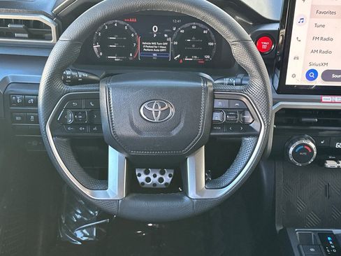 Used 2025 Toyota Tacoma TRD Sport image 14