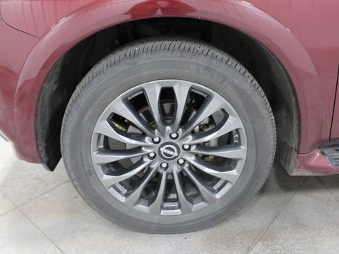 Used 2022 Nissan Armada Platinum w/ Captain's Chairs Package image 12