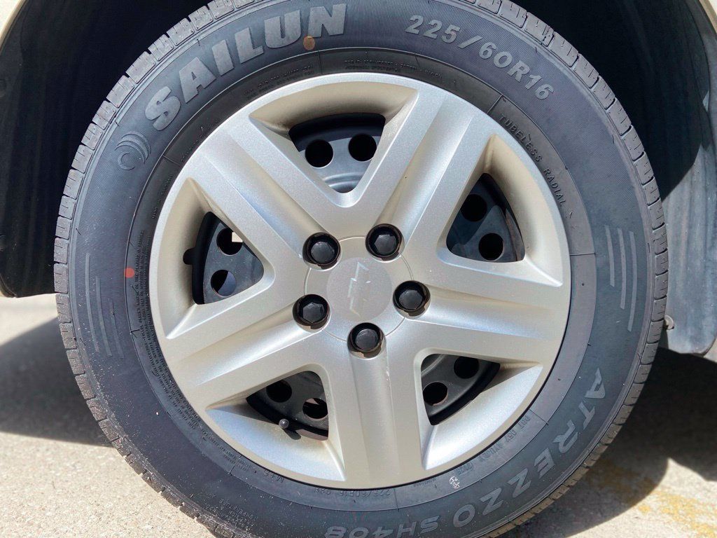 Used 2009 Chevrolet Impala LS FWD image 11