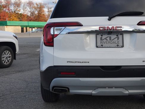 Used 2020 GMC Acadia SLE image 14