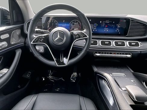 Used 2026 Mercedes-Benz GLE 450 4MATIC image 6