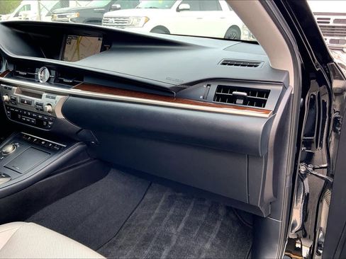 Used 2016 Lexus ES 350 image 37