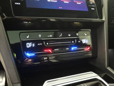 Used 2023 Volkswagen Arteon SEL Premium image 30