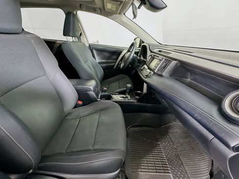 Used 2018 Toyota RAV4 XLE w/ All Weather Liner Package image 29