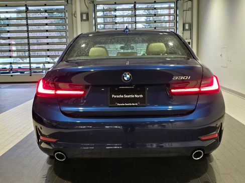 Used 2019 BMW 330i 330i w/ Convenience Package image 4