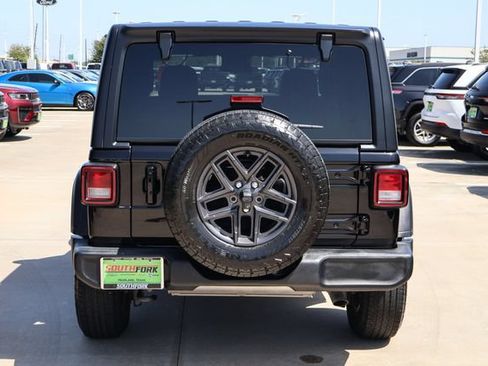 Used 2024 Jeep Wrangler Sport AWD/4WD image 5