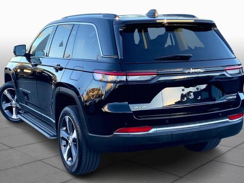 Used 2023 Jeep Grand Cherokee Limited image 10