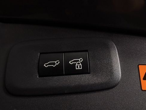 Used 2024 Lexus RZ 450e Premium image 27