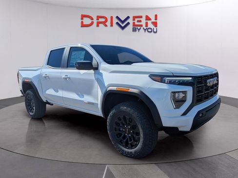 New 2026 GMC Canyon Elevation w/ Convenience Package image 8