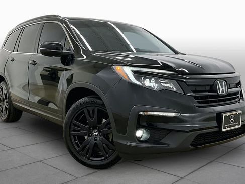 Used 2021 Honda Pilot Special Edition image 3