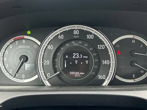 Used 2017 Honda Accord Touring image 7