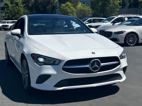 Used 2022 Mercedes-Benz CLA 250 image 4