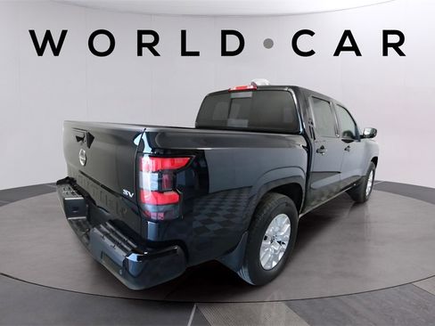 Used 2024 Nissan Frontier SV w/ SV Convenience Package image 9