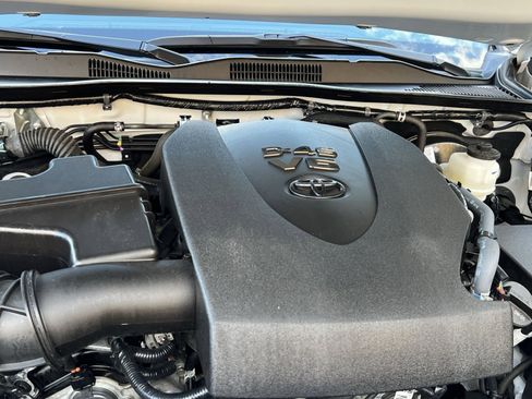 Used 2023 Toyota Tacoma TRD Sport image 24