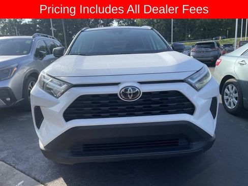 Used 2025 Toyota RAV4 LE AWD/4WD image 13