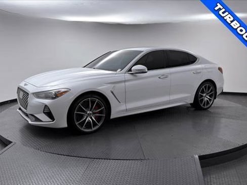 Used 2019 Genesis G70 3.3T Advanced RWD image 2
