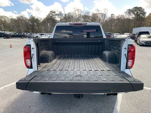 Used 2022 GMC Sierra 1500 Elevation w/ Elevation Premium Package image 23