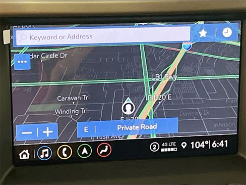 Used 2023 GMC Acadia Denali w/ Denali Technology Package image 13